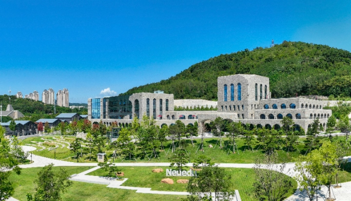 凯发K8天生赢家一触即发教育致力于有助于老年教育变革